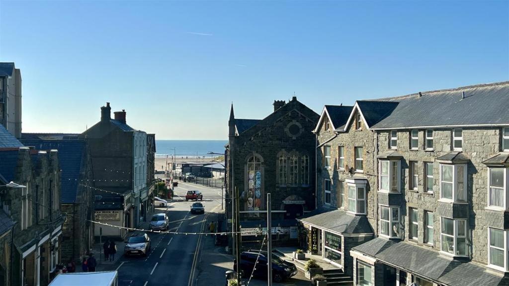 Luxury 4 Bedroom Seaside Apartment - Glan Y Werydd House Barmouth Buitenkant foto